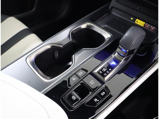 ＮＸ ＮＸ３５０　Ｆスポーツ　認定中古車ルーフレールパノラマルーフ（ＩＲ・ＵＶカット機能／チルト＆アウタースライド式パノラミックビューモニター／ＬＣＡ＋別体型ディスクプレイヤーＦＳＰＯ専用オレンジブレーキキャリパー（ＬＥＸＵＳロゴ（40枚目）