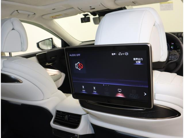 ＬＳ ＬＳ５００ｈ　エグゼクティブ　アドバンスドドライブ　セミアニリン本革／ホワイト／レザーカットスペシャル（ブラック）　銀影ラスター　２４５／４５Ｒ２０ランフラットタイヤ＆ノイズリダクションアルミ（スパッタリング塗装）（27枚目）