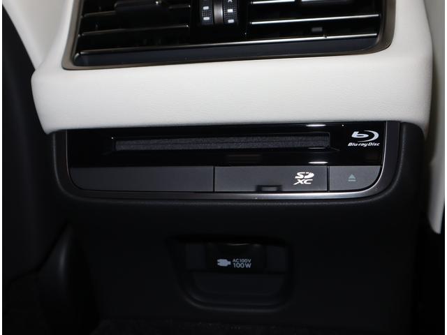 ＬＳ ＬＳ５００ｈ　エグゼクティブ　アドバンスドドライブ　セミアニリン本革／ホワイト／レザーカットスペシャル（ブラック）　銀影ラスター　２４５／４５Ｒ２０ランフラットタイヤ＆ノイズリダクションアルミ（スパッタリング塗装）（38枚目）