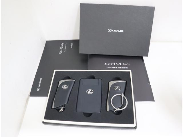 ＮＸ ＮＸ３５０ｈ　Ｆスポーツ　非認定中古車　Ａｄｖａｎｃｅｄ　Ｐａｒｋ（リモート機能付）＋パーキングサポートブレーキ（周囲静止物）［ＰＫＳＢ］　ムーンルーフ（チルト＆スライド式）　ブラインドスポットモニター　クリアランスソナー（49枚目）