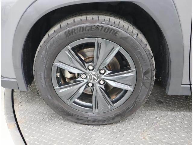 ＵＸ ＵＸ２５０ｈ　バージョンＣ　非認定中古車　２１５／６０Ｒ１７（ダークグレーメタリック塗装）　ブラインドスポットモニター［ＢＳＭ］　サイドバイザー　社外品ドライブレコーダー（前後方）　ドアエッジプロテクター　ホイールロックナット（41枚目）
