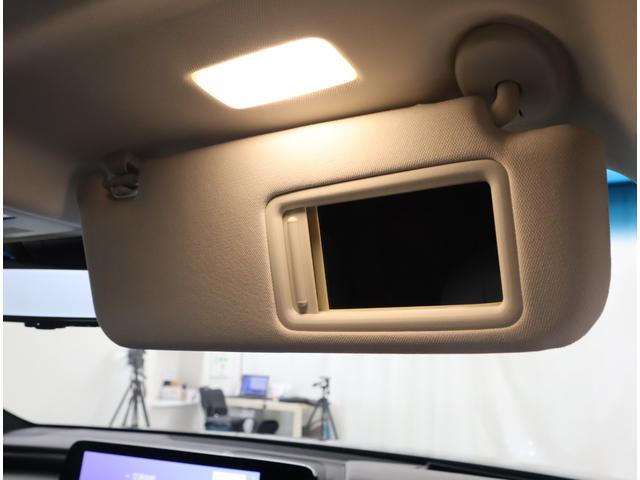 ES ES300h バージョンL 認定中古車 マークレビンソンプレミアムサラウンドサウンドシステム デジタルインナーミラー IRカットフィルム サイドバイザーフロアマット(タイプA) ナンバーフレーム ドアエッジプロテクター(36枚目)