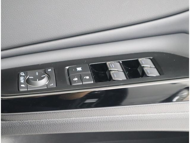 ES ES300h バージョンL 認定中古車 マークレビンソンプレミアムサラウンドサウンドシステム デジタルインナーミラー IRカットフィルム サイドバイザーフロアマット(タイプA) ナンバーフレーム ドアエッジプロテクター(42枚目)