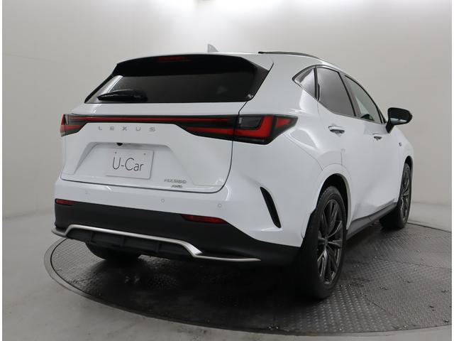 ＮＸ ＮＸ３５０　Ｆスポーツ　オレンジブレーキキャリパ　ルーフレール　パノラミックビューモニタ　後席６：４分割可倒式シート（電動リクライニング＆電動格納機能付）＋後席シートヒータ　デジタルインナミラ　パノラマルーフ三眼ＬＥＤランプ（5枚目）