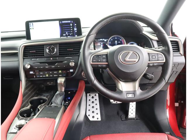 ＲＸ ＲＸ３００　Ｆスポーツ　非認定中古車セカンドパワーシート電動リクライニング＆電動格納機能付セカンドシートヒータームーンルーフ（チルト＆スライド式）パーキングサポートブレーキ（静止物＋後方接近車両［ＰＫＳＢ＋ＢＳＭ＋ＰＶＭ（6枚目）