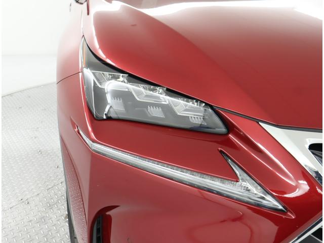 NX NX300h バージョンL プリクラッシュセーフティシステム ヘッドアップディスプレイ 三眼LEDヘッドランプ(ロー・ハイビーム)&LEDフロントターンシグナルランプ AHB LDA クリアラスソナー パノラミックビューモニター(9枚目)