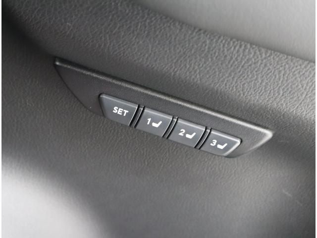 NX NX300h バージョンL プリクラッシュセーフティシステム ヘッドアップディスプレイ 三眼LEDヘッドランプ(ロー・ハイビーム)&LEDフロントターンシグナルランプ AHB LDA クリアラスソナー パノラミックビューモニター(20枚目)