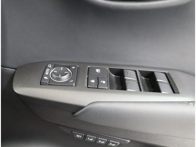 NX NX300h バージョンL プリクラッシュセーフティシステム ヘッドアップディスプレイ 三眼LEDヘッドランプ(ロー・ハイビーム)&LEDフロントターンシグナルランプ AHB LDA クリアラスソナー パノラミックビューモニター(23枚目)