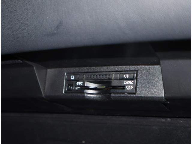 NX NX300h バージョンL プリクラッシュセーフティシステム ヘッドアップディスプレイ 三眼LEDヘッドランプ(ロー・ハイビーム)&LEDフロントターンシグナルランプ AHB LDA クリアラスソナー パノラミックビューモニター(27枚目)