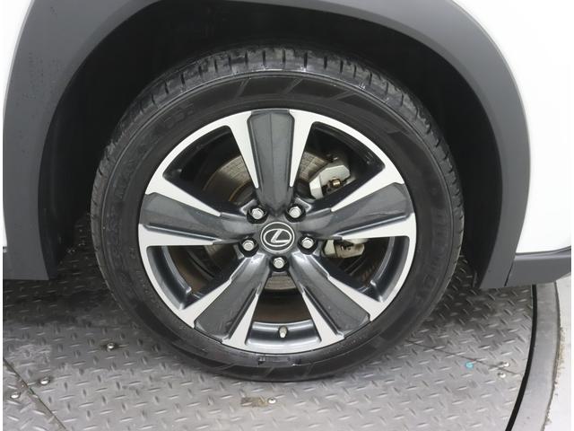 UX UX250h バージョンL 認定中古車 パーキングサポートブレーキ ブラインドスポットモニター プリクラッシュセーフティシステム レーントレーシングアシスト レーダークルーズコントロール オートマチックハイビーム(25枚目)