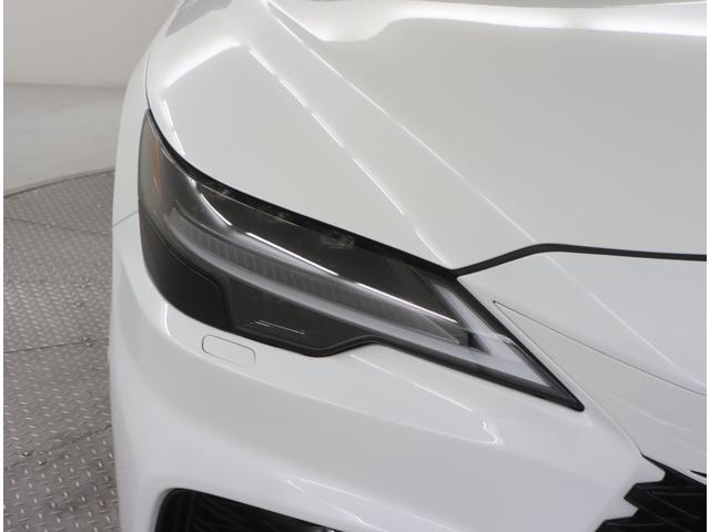 RX RX500h Fスポーツパフォーマンス 非認定中古車Fsport Per.FSPORT専用オレンジブレーキキャリパー(フロントLEXUSロゴ)ルーフレール輻射ヒーター(運転席・助手席)パノラマルーフチルト&アウタースライド式)ラゲージマット(40枚目)