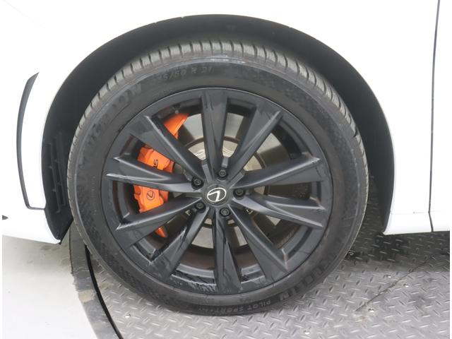 RX RX500h Fスポーツパフォーマンス 非認定中古車Fsport Per.FSPORT専用オレンジブレーキキャリパー(フロントLEXUSロゴ)ルーフレール輻射ヒーター(運転席・助手席)パノラマルーフチルト&アウタースライド式)ラゲージマット(42枚目)