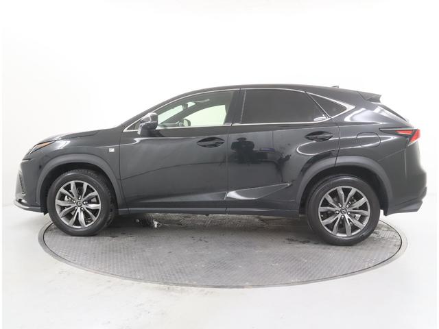 ＮＸ ＮＸ３００　Ｆスポーツ　三眼フルＬＥＤヘッドランプ＋アダプティブハイビーム　ブラインドスポットモニター＋リヤクロストラフィックアラート　パノラミックビューモニター　電動リクライニング＆電動格納機能付　パノラマルーフ（6枚目）