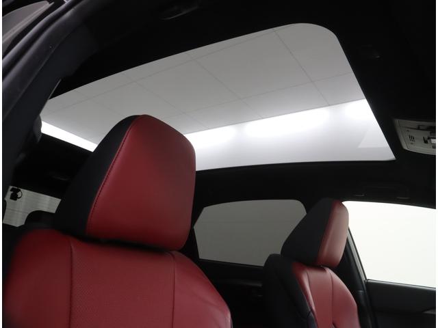 ＮＸ ＮＸ３００　Ｆスポーツ　三眼フルＬＥＤヘッドランプ＋アダプティブハイビーム　ブラインドスポットモニター＋リヤクロストラフィックアラート　パノラミックビューモニター　電動リクライニング＆電動格納機能付　パノラマルーフ（13枚目）