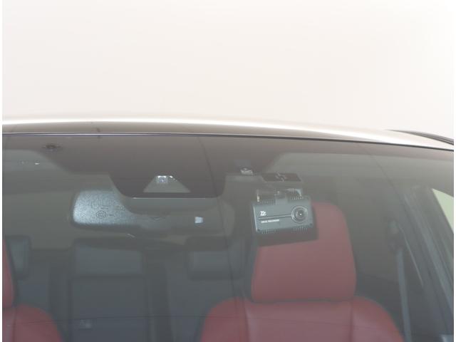 ＮＸ ＮＸ３００　Ｆスポーツ　三眼フルＬＥＤヘッドランプ＋アダプティブハイビーム　ブラインドスポットモニター＋リヤクロストラフィックアラート　パノラミックビューモニター　電動リクライニング＆電動格納機能付　パノラマルーフ（41枚目）