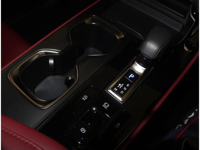 ＮＸ ＮＸ２５０　バージョンＬ　認定中古車　マークレビンソンプレミアムサラウンドサウンドシステム　ムーンルーフ（チルト＆スライド式）　デジタルインナーミラー　ドライブレコーダー（前後方型）　ナンバーフレーム　ホイールロックボルト（43枚目）