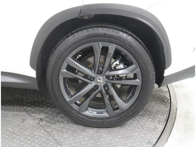 ＮＸ ＮＸ２５０　バージョンＬ　認定中古車　マークレビンソンプレミアムサラウンドサウンドシステム　ムーンルーフ（チルト＆スライド式）　デジタルインナーミラー　ドライブレコーダー（前後方型）　ナンバーフレーム　ホイールロックボルト（47枚目）