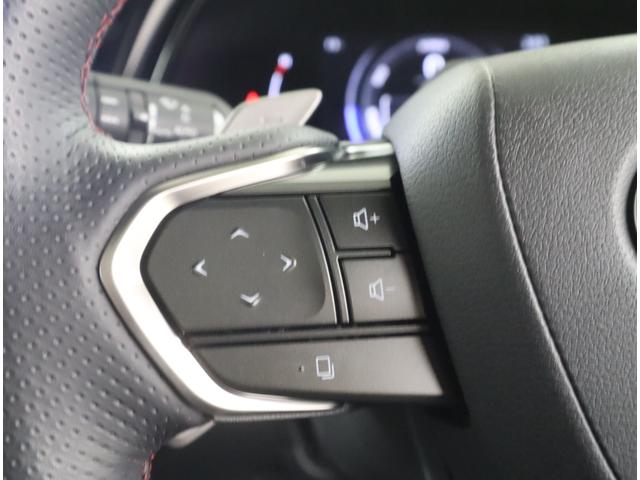 �n���h�������𗣂����Ȃ��A�I�[�f�B�I�𑀍삷�鎖���o����X�e�A�����O�X�C�b�`�B�����̓��������Ȃ����S�����オ��܂��B