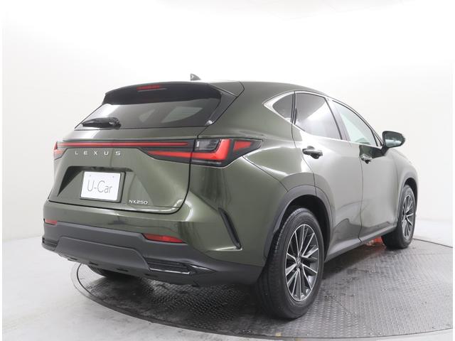 ＮＸ ＮＸ２５０　非認定中古車　パノラミックビューモニター＋パーキングサポートブレーキ（後方歩行者）［ＰＫＳＢ］　デジタルインナーミラー　レクサス純正ドライブレコーダー　フロアマット（タイプＡ）　ナンバーフレーム（4枚目）