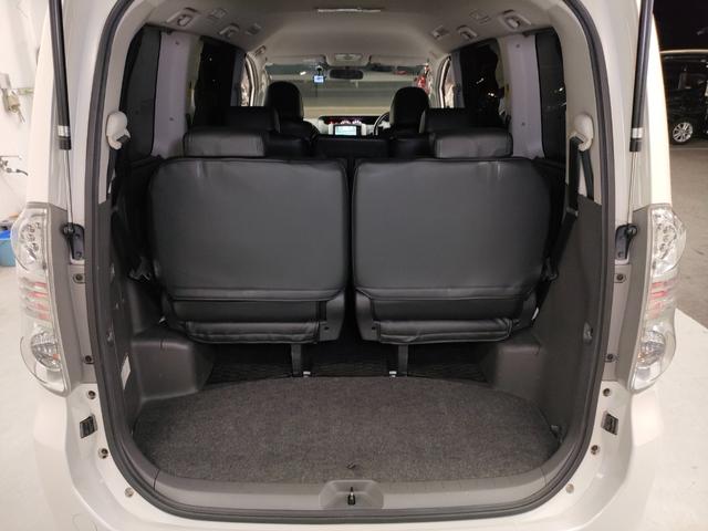 ヴォクシー ＺＳ　煌　禁煙車　リアカーテン６枚　マナレイスポーツ１８インチアルミホイール　社外サスペンション＆ショックアブソーバー　両側電動スライドドア　スマートキー　シートカバー　前後ドラレコ　ＬＥＤルームランプ（13枚目）