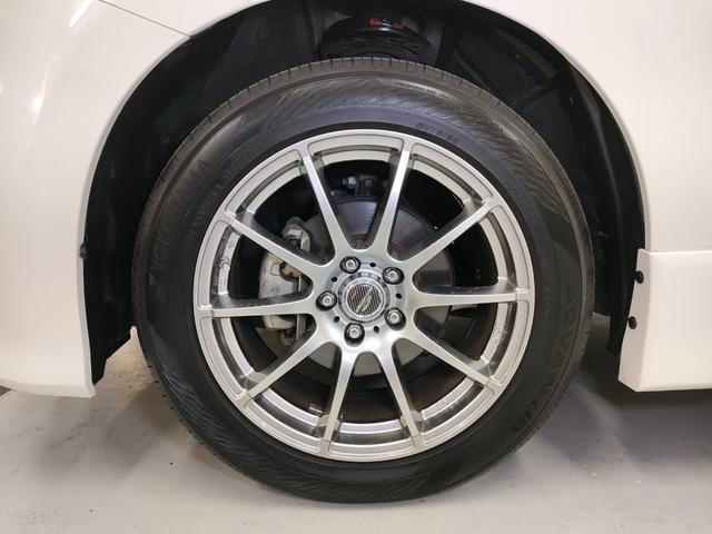エルグランド ３５０ハイウェイスタープレミアム　禁煙車　屋内保管車　本革シート　両側電動スライドドア　パワーバックドア　アルパインフリップダウンモニター　スマートキー２個　社外アルミホイール　ＡＤＶＡＮｄｂＶ５５２　アルパインカーナビ　バックカメラ（61枚目）