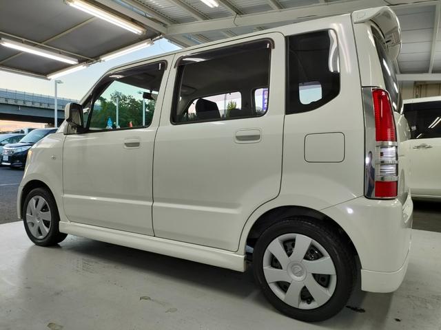 ワゴンＲ ＦＴ－Ｓリミテッド　当店下取車　ターボエンジン　４速オートマ　オートエアコン　ＬＥＤヘッドライト　フォグランプ　Ｗエアバッグ　ＡＢＳ　フロアマット　ドアバイザー　キーレスエントリー　ＥＴＣ　純正エアロパーツ　リアスポイラ（28枚目）