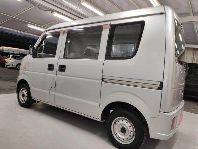 エブリイ PA 当店レンタカーアップ車 禁煙車 フロアマット ドアバイザー Wエアバッグ(24枚目)