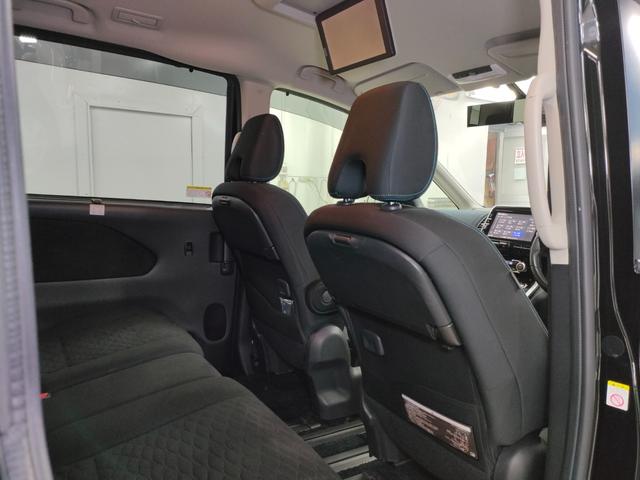 セレナ ライダー　プロパイロットエディション　ワンオーナー　禁煙車　純正９インチカーナビ　フリップダウンモニター　エマージェンシーブレーキ　インテリジェントクルーズコントロール　スマートキー２個　ＬＥＤヘッドライト　ＬＥＤフォグ　Ｓ－ハイブリッド（11枚目）