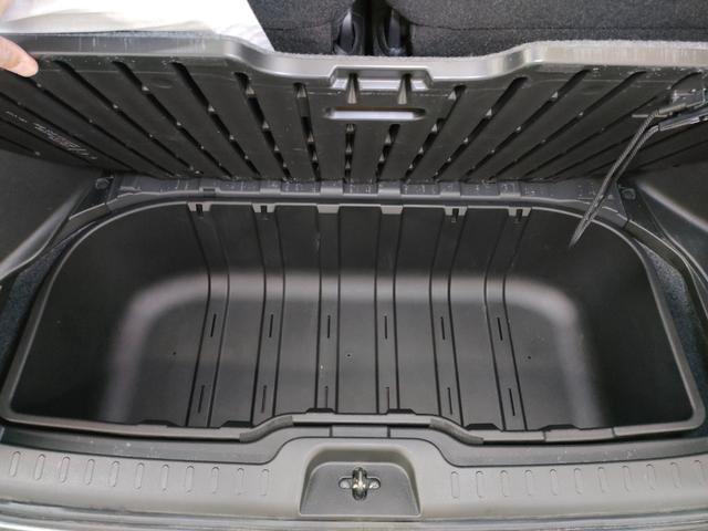 セレナ ライダー　プロパイロットエディション　ワンオーナー　禁煙車　純正９インチカーナビ　フリップダウンモニター　エマージェンシーブレーキ　インテリジェントクルーズコントロール　スマートキー２個　ＬＥＤヘッドライト　ＬＥＤフォグ　Ｓ－ハイブリッド（51枚目）