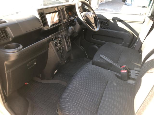 ハイゼットカーゴ クルーズターボSAIII 衝突軽減ブレーキ LEDオートヘッドライト ナビ フルセグTV バックセンサー ETC アイドリングストップ キーレス セキュリティ ブラックシート オプションカラー(12枚目)