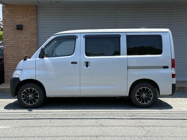 タウンエースバン 　キャンピングカー　ＦＦヒーター　シンク　冷蔵庫　１００Ｖコンセント　正弦波インバーター　電子レンジ　リチウムイオンサブバッテリー（35枚目）