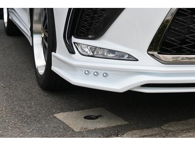 RX300 Fスポーツ ZEUS新車カスタムコンプリートカー・エアロ3点・Rゲートウィング・デイライトガーニッシュ・ダウンサス・22インチ・4本出マフラー・パノラミックビュー・アダプティブハイビーム(15枚目)