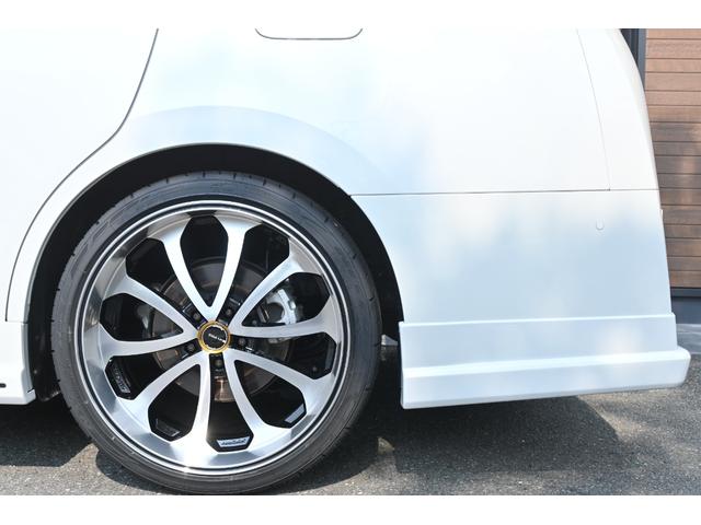 ヴェルファイア Ｚ　プレミア　ＨＹＢＲＩＤ　Ｚ　プレミア（７名）・ノーマルカー・デジタルインナーミラー・ツインムーンルーフ・１９インチアルミホイール・シートヒーター・シートベンチレーション・オットマン・パノラミックビューモニター（8枚目）