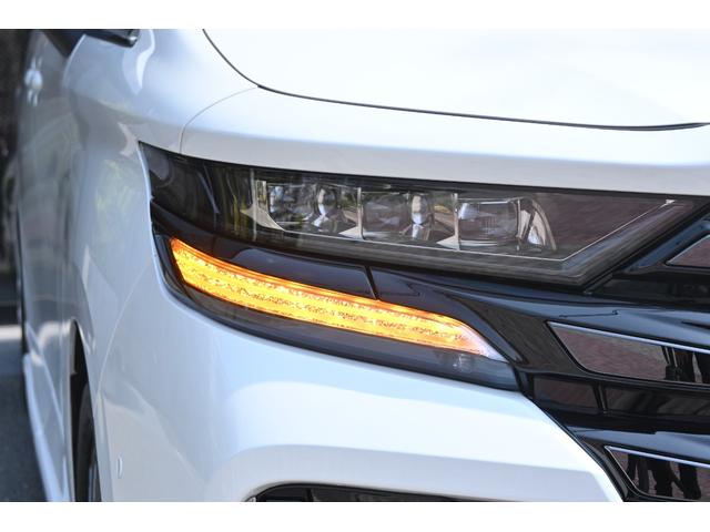 ヴェルファイア Ｚ　プレミア　ＨＹＢＲＩＤ　Ｚ　プレミア（７名）・ノーマルカー・デジタルインナーミラー・ツインムーンルーフ・１９インチアルミホイール・シートヒーター・シートベンチレーション・オットマン・パノラミックビューモニター（17枚目）