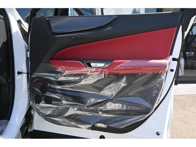 ＮＸ ＮＸ３５０ｈ　Ｆスポーツ　ＺＥＵＳコンプリートカーエアロ３点（Ｆ・Ｓ・Ｒ）・ＬＥＤデイライトキット・４本出しマフラー・ダウンサス・２２インチアルミホイール・リアゲートスポイラー・パノラマルーフ・ドライブレコーダー・置くだけ充電（31枚目）