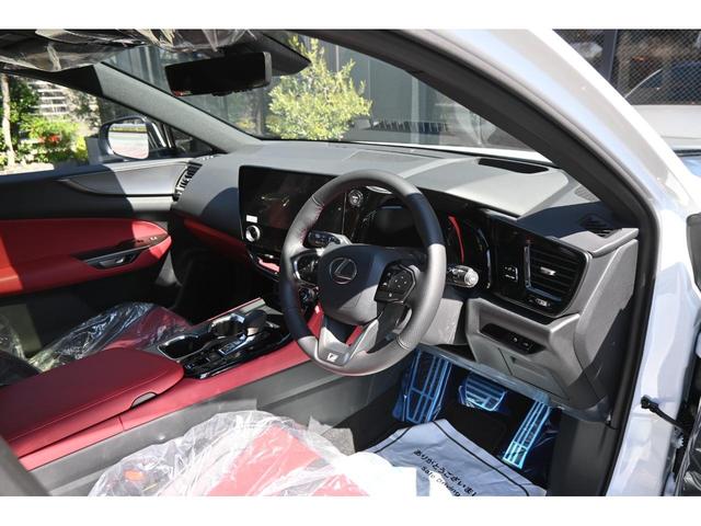 ＮＸ ＮＸ３５０ｈ　Ｆスポーツ　ＺＥＵＳコンプリートカーエアロ３点（Ｆ・Ｓ・Ｒ）・ＬＥＤデイライトキット・４本出しマフラー・ダウンサス・２２インチアルミホイール・リアゲートスポイラー・パノラマルーフ・ドライブレコーダー・置くだけ充電（34枚目）