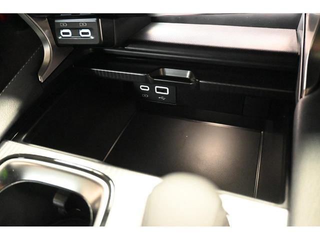 ＲＸ ＲＸ３５０　Ｆスポーツ　ＺＥＵＳエアロ（Ｆ／Ｓ／Ｒ）・フロントグリルガーニッシュ・リヤゲートスポイラー・４本出しマフラー・オレンジブレーキキャリパー・２２インチアルミ・電動パノラマルーフ・デジタルＭ・輻射ヒーター（31枚目）