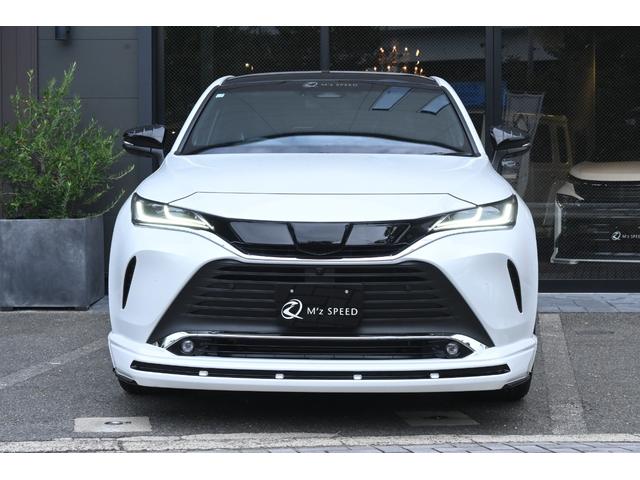 ハリアーハイブリッド Z レザーパッケージ・ナイトシェード ZEUSエアロ(F/S/R)・フロントグリル・ドアミラーカバー・カーボン調ピラーパネル・リアゲートスポイラー・2本出しマフラーカッター・22インチAW・ダウンサス・パノラマルーフ・スペアタイヤ・ITS(11枚目)