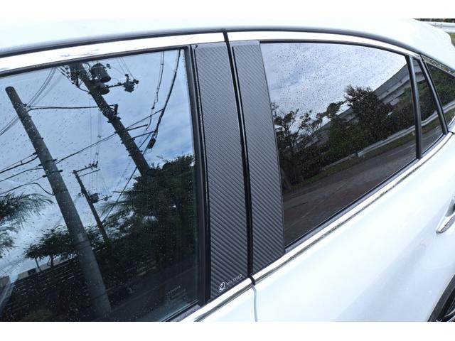 ハリアーハイブリッド Z レザーパッケージ・ナイトシェード ZEUSエアロ(F/S/R)・フロントグリル・ドアミラーカバー・カーボン調ピラーパネル・リアゲートスポイラー・2本出しマフラーカッター・22インチAW・ダウンサス・パノラマルーフ・スペアタイヤ・ITS(18枚目)