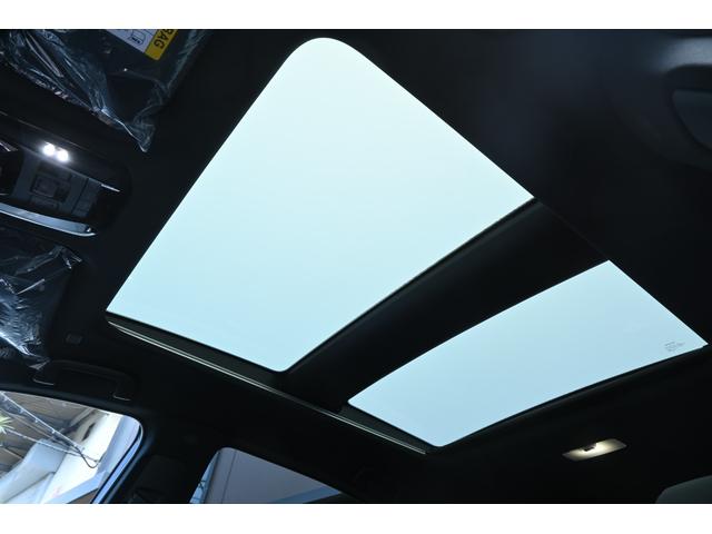 ハリアーハイブリッド Z レザーパッケージ・ナイトシェード ZEUSエアロ(F/S/R)・フロントグリル・ドアミラーカバー・カーボン調ピラーパネル・リアゲートスポイラー・2本出しマフラーカッター・22インチAW・ダウンサス・パノラマルーフ・スペアタイヤ・ITS(34枚目)