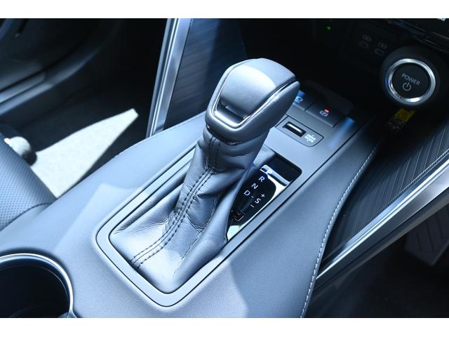 ハリアーハイブリッド Z レザーパッケージ・ナイトシェード ZEUSエアロ(F/S/R)・フロントグリル・ドアミラーカバー・カーボン調ピラーパネル・リアゲートスポイラー・2本出しマフラーカッター・22インチAW・ダウンサス・パノラマルーフ・スペアタイヤ・ITS(40枚目)