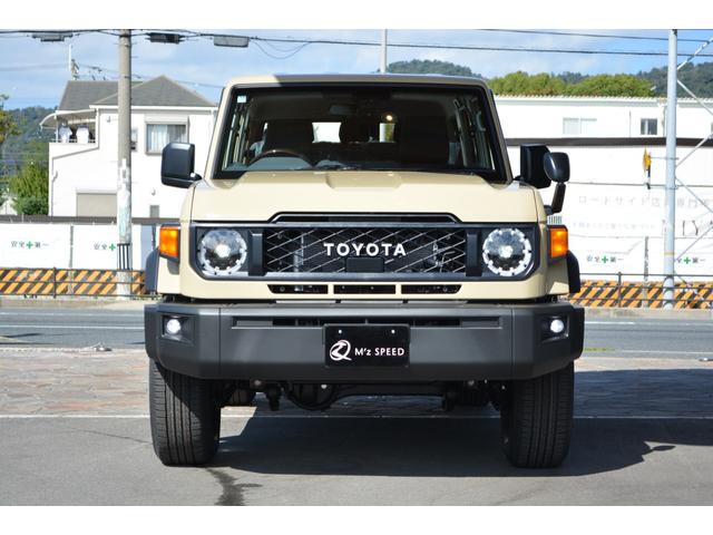 ランドクルーザー70 AX AX(5名)・ノーマルカー・バックカメラ LEDヘッドライト・禁煙車・クルーズコントロール・電動デフロック 丸目LEDヘッドライト・16インチアルミホイール・トヨタセーフティセンス(7枚目)