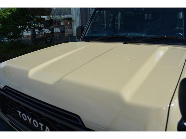 ランドクルーザー70 AX AX(5名)・ノーマルカー・バックカメラ LEDヘッドライト・禁煙車・クルーズコントロール・電動デフロック 丸目LEDヘッドライト・16インチアルミホイール・トヨタセーフティセンス(12枚目)