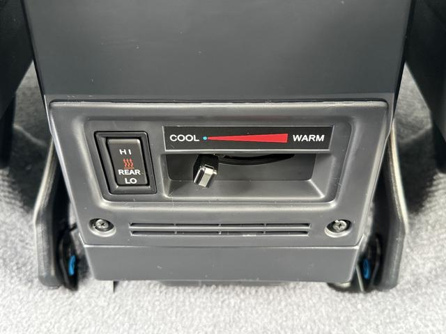 ランドクルーザー７０ ＡＸ　ＡＸ（５名）・ノーマルカー・バックカメラ　ＬＥＤヘッドライト・禁煙車・クルーズコントロール・電動デフロック　丸目ＬＥＤヘッドライト・１６インチアルミホイール・トヨタセーフティセンス（51枚目）