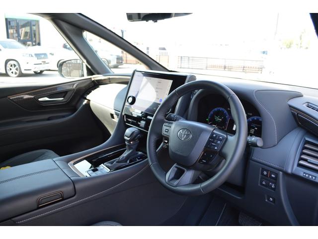 アルファードハイブリッド X ノーマルカー・ユニバーサルステップ・寒冷地仕様・リヤフォグランプ・ドライブレコーダー・パノラミックビューモニター・ブラインドスポットモニター・パーキングサポートブレーキ(21枚目)