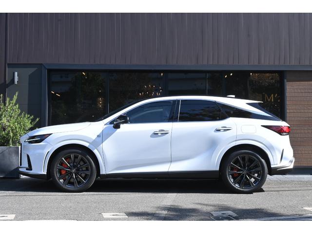 ＲＸ ＲＸ３５０　Ｆスポーツ　ノーマルカー・オレンジブレーキキャリパー・ＩＴＳコネクト・ドライブレコーダー（前後方）・デジタルインナーミラー・おくだけ充電・ルーフレール・パノラマルーフ・後席加倒シート・ヒーター（後席シート＋輻射）（5枚目）