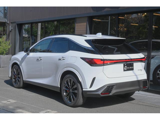 ＲＸ ＲＸ３５０　Ｆスポーツ　ノーマルカー・オレンジブレーキキャリパー・ＩＴＳコネクト・ドライブレコーダー（前後方）・デジタルインナーミラー・おくだけ充電・ルーフレール・パノラマルーフ・後席加倒シート・ヒーター（後席シート＋輻射）（6枚目）