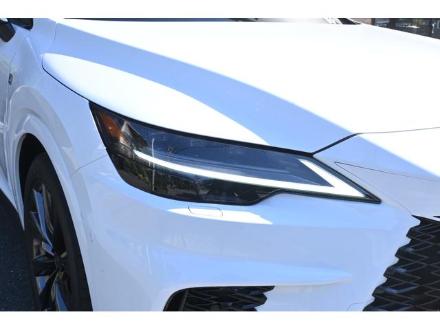 ＲＸ ＲＸ３５０　Ｆスポーツ　ノーマルカー・オレンジブレーキキャリパー・ＩＴＳコネクト・ドライブレコーダー（前後方）・デジタルインナーミラー・おくだけ充電・ルーフレール・パノラマルーフ・後席加倒シート・ヒーター（後席シート＋輻射）（12枚目）