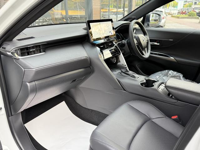 ハリアー Ｚ　レザーパッケージ　モデリスタエアロ（Ｆ／Ｓ／Ｒ）・デイライト・調光式パノラマルーフ・ＩＴＳコネクト・アクセサリーコンセント・応急用スペアタイヤ・シートヒーター・シートベンチレーション・パノラミックビューモニター（24枚目）