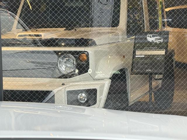 ハリアー Ｚ　レザーパッケージ　モデリスタエアロ（Ｆ／Ｓ／Ｒ）・デイライト・調光式パノラマルーフ・ＩＴＳコネクト・アクセサリーコンセント・応急用スペアタイヤ・シートヒーター・シートベンチレーション・パノラミックビューモニター（38枚目）